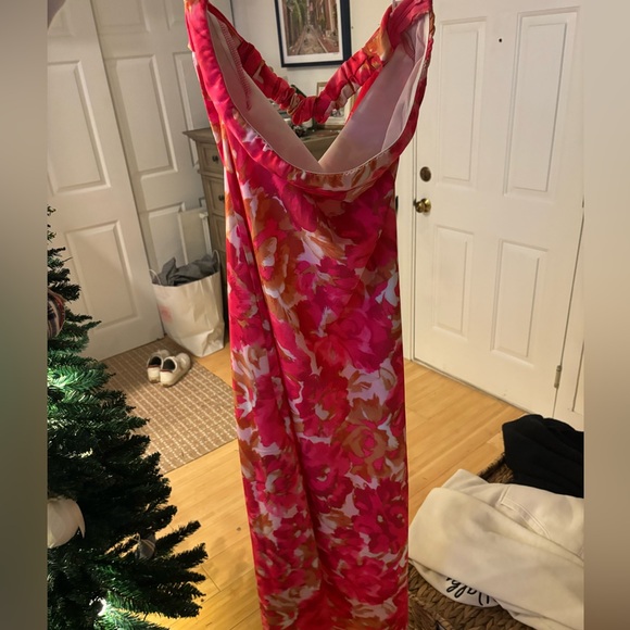 NWT Floral Strapless Dress - Picture 2 of 4